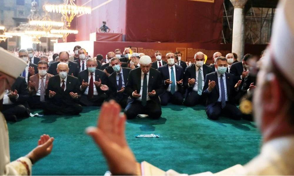 Ερντογάν: Το «φίδι» του Ισλάμ θεριεύει - Στήνει «φωλιές» σε όλη την Ευρώπη